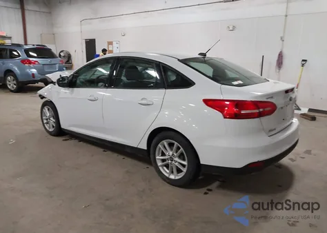 2016 Ford Focus Se z USA, uszkodzony, nr VIN 1FADP3F25GL405504